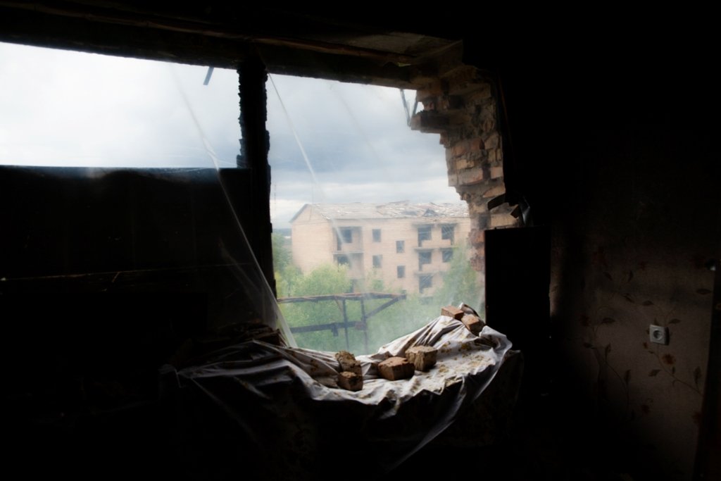 Вікна затягли плівкою