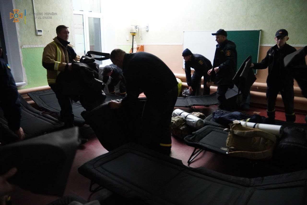 Рятувальники Києва відправились на Харківщину допомогати постраждалим під час окупації 3