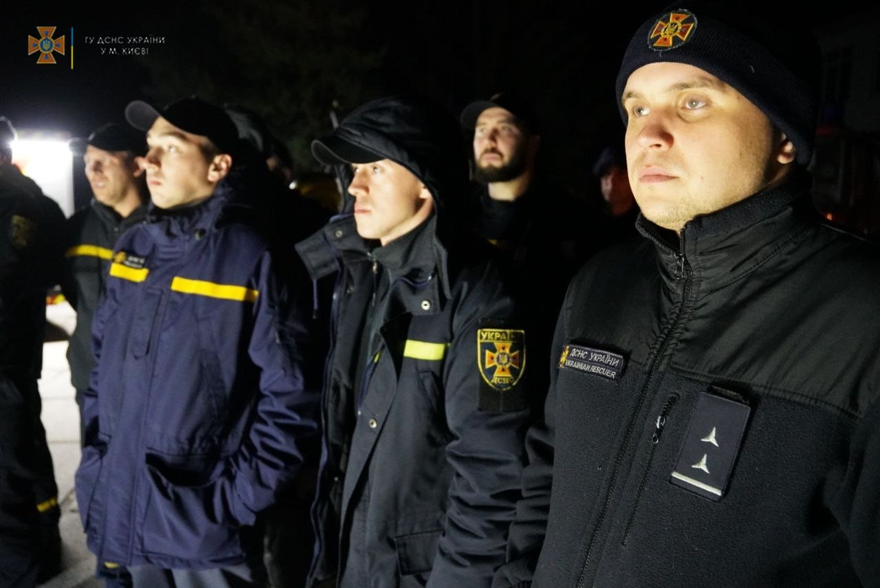 Рятувальники Києва відправились на Харківщину допомогати постраждалим під час окупації 6
