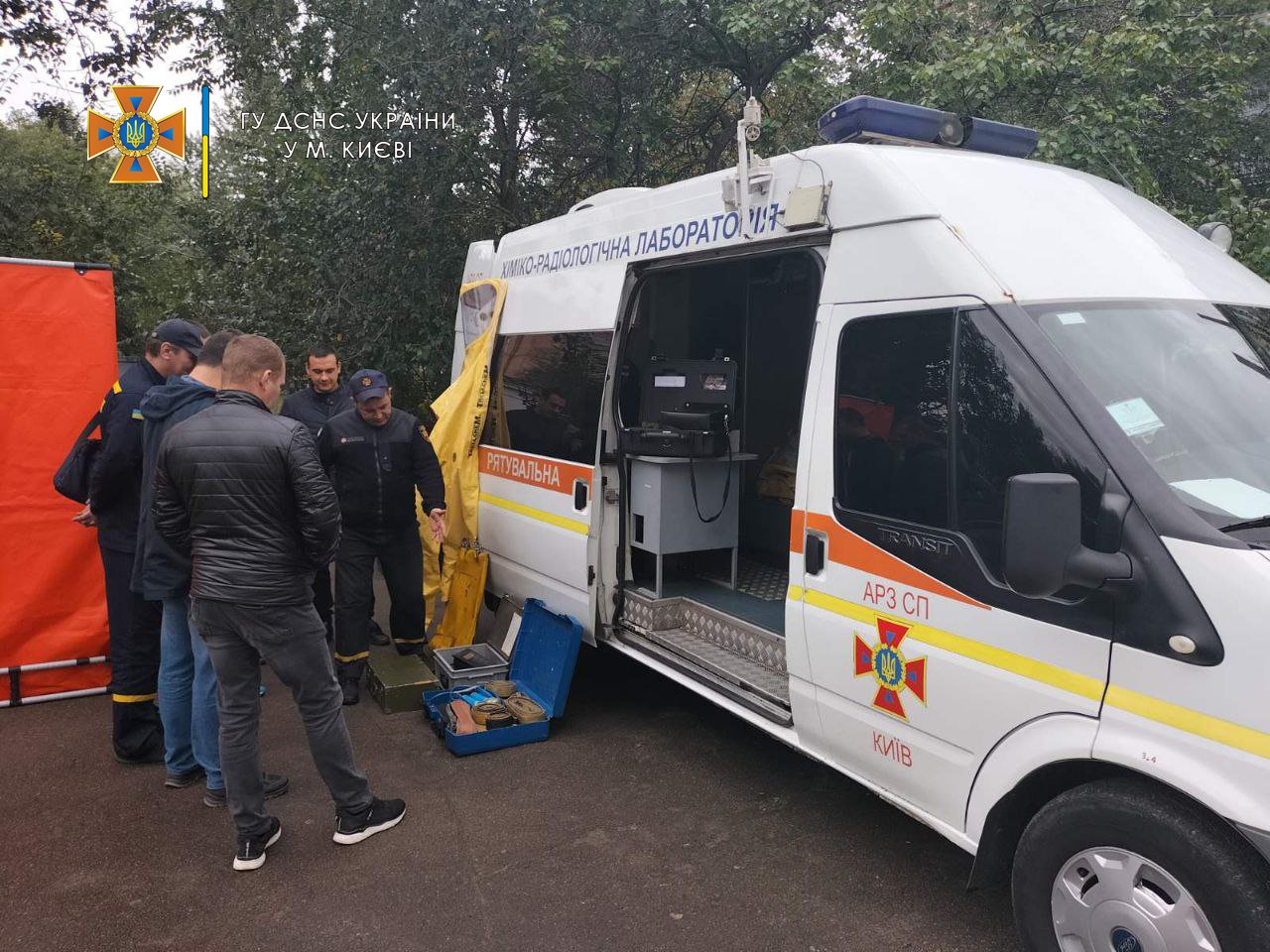 У Києві рятувальників готують до надзвичайних ситуацій, пов'язаних з ядерною загрозою 1