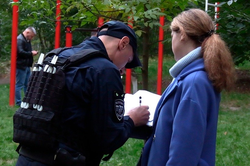 У Києві чоловік зарізав безхатченка 2