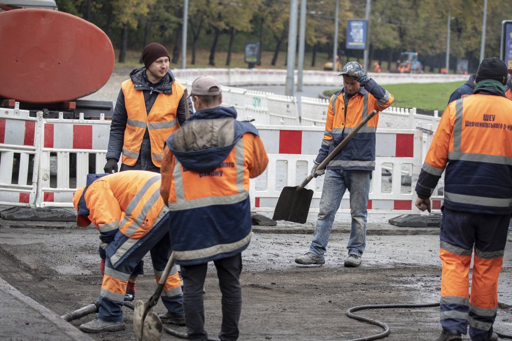 У Києві відремонтували Подільський узвіз: коли запустять рух транспорту 1