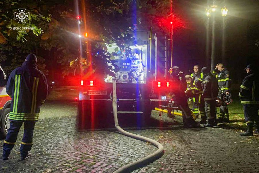 У Києві горів один з корпусів КПІ імені Ігоря Сікорського 4