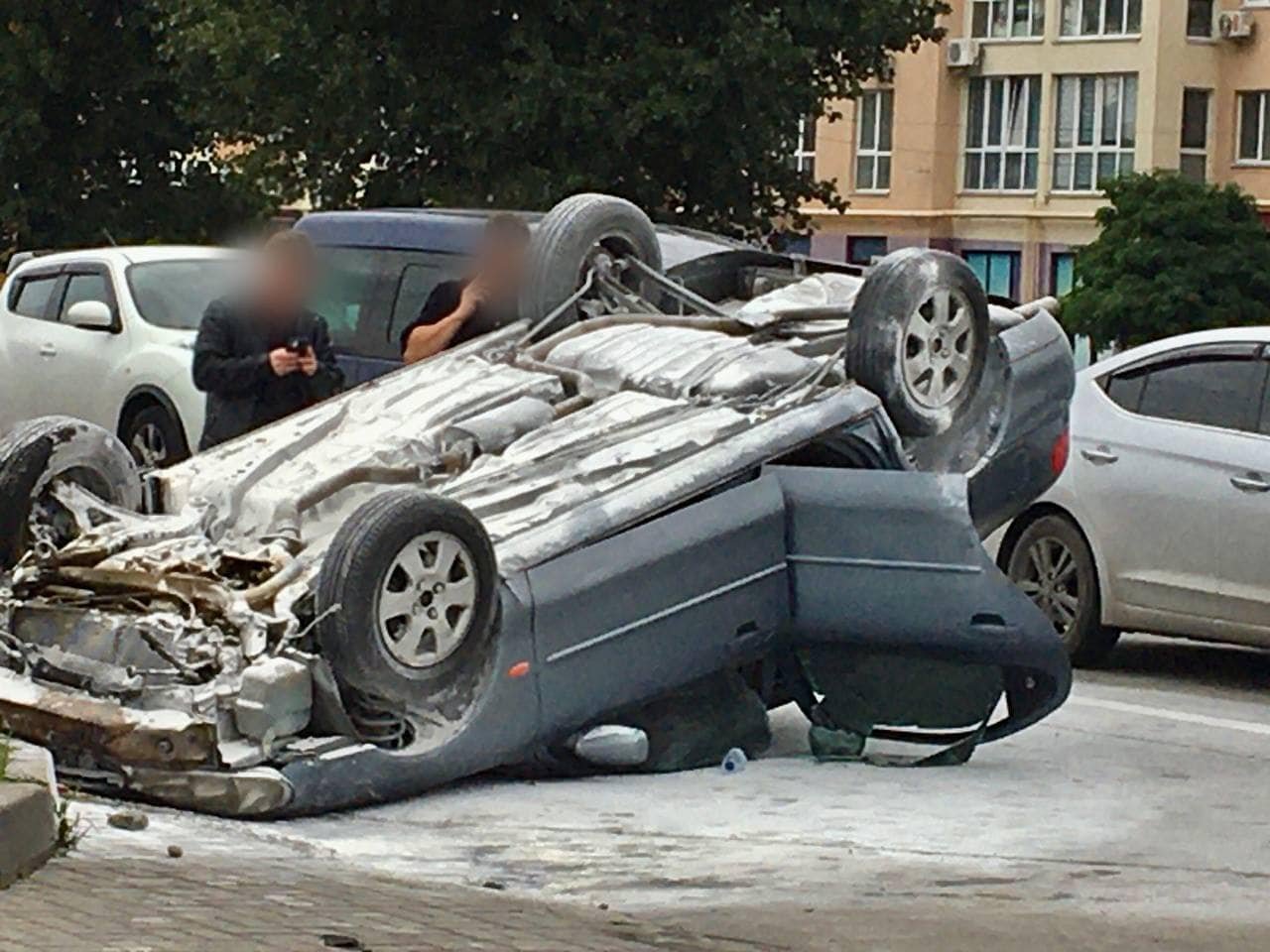 У Софіївській Борщагівці під час ДТП перекинувся та загорівся Ford 1