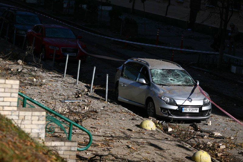 Як виглядає центр Києва після ракетних ударів 10 жовтня 3