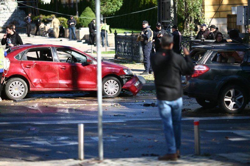 Як виглядає центр Києва після ракетних ударів 10 жовтня 4