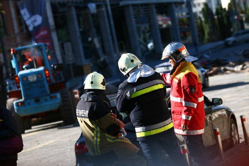 Як виглядає центр Києва після ракетних ударів 10 жовтня 16