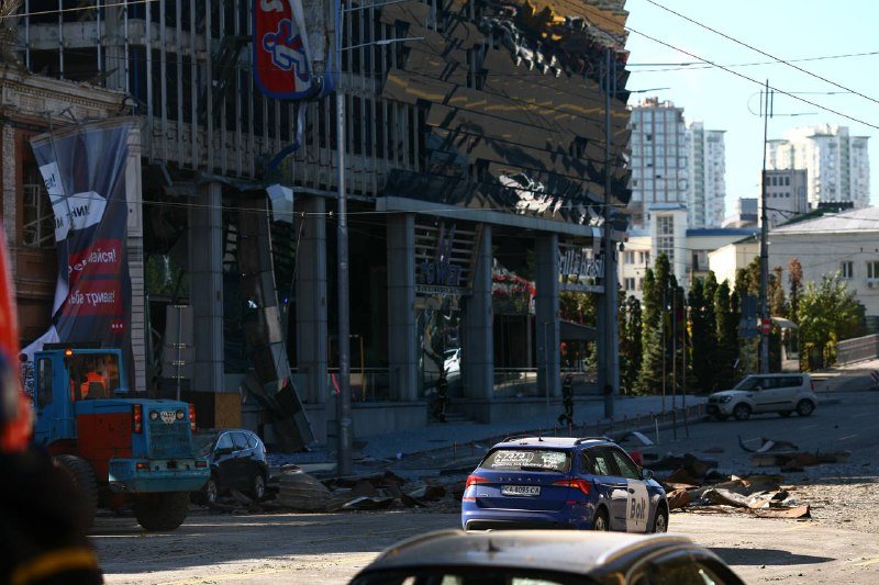 Як виглядає центр Києва після ракетних ударів 10 жовтня 18