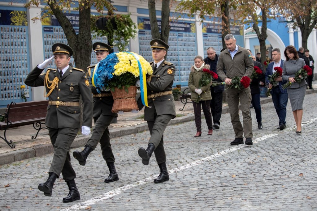У Києві вшанували пам’ять полеглих захисників України 4