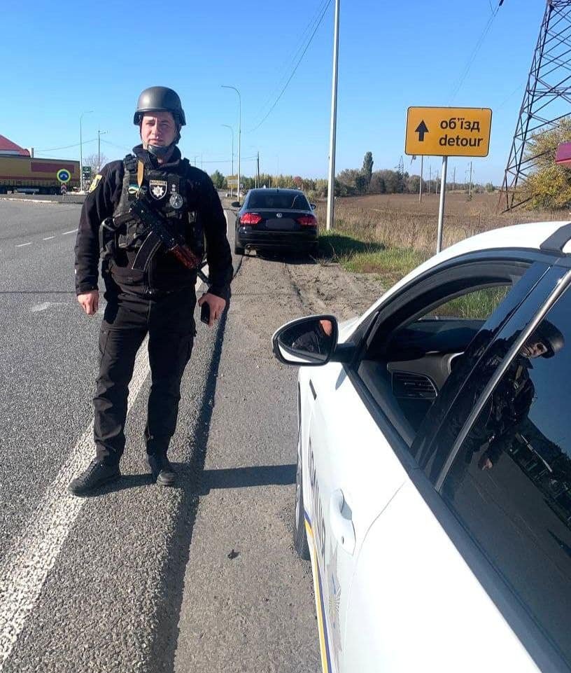 На Київщині чоловік через ревнощі закинув гранату у чужий двір та втік 1