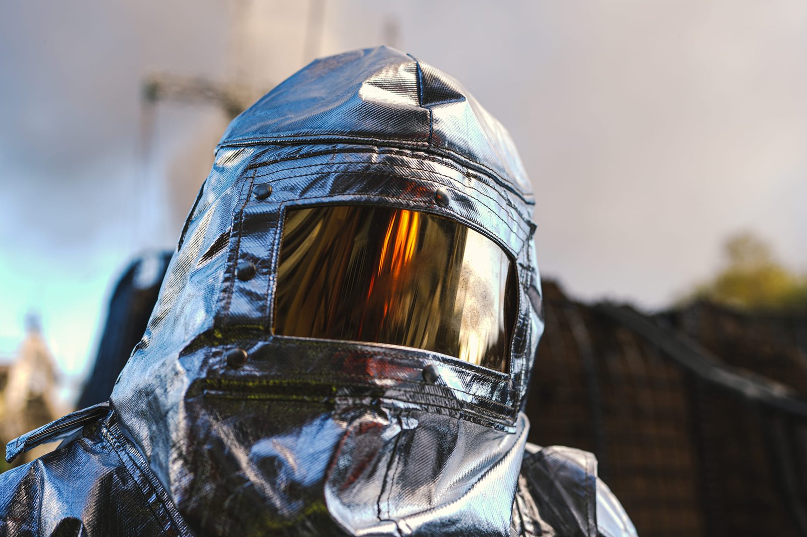 У Києві триває ліквідація наслідків ворожих обстрілів 18 жовтня: фото з місця 9