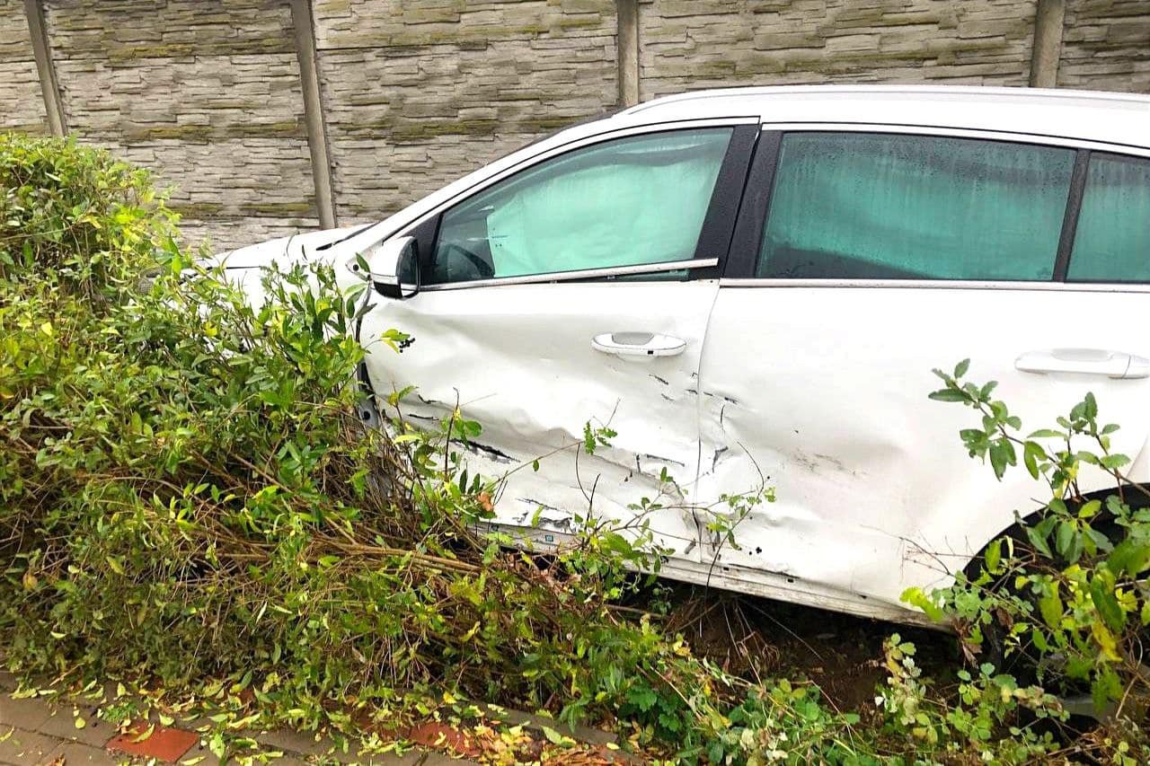 На Київщині Suzuki влетів в KIA: під час ДТП загинула жінка, що йшла по краю дороги 6