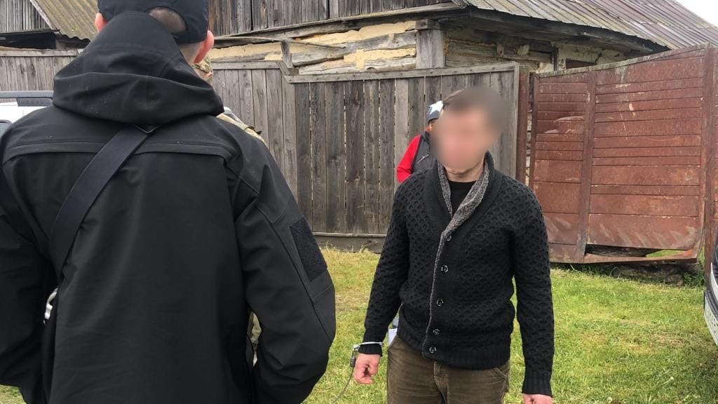 На Київщині чоловік здавав окупантам учасників місцевої самооборони: який вирок суду за держзраду 1