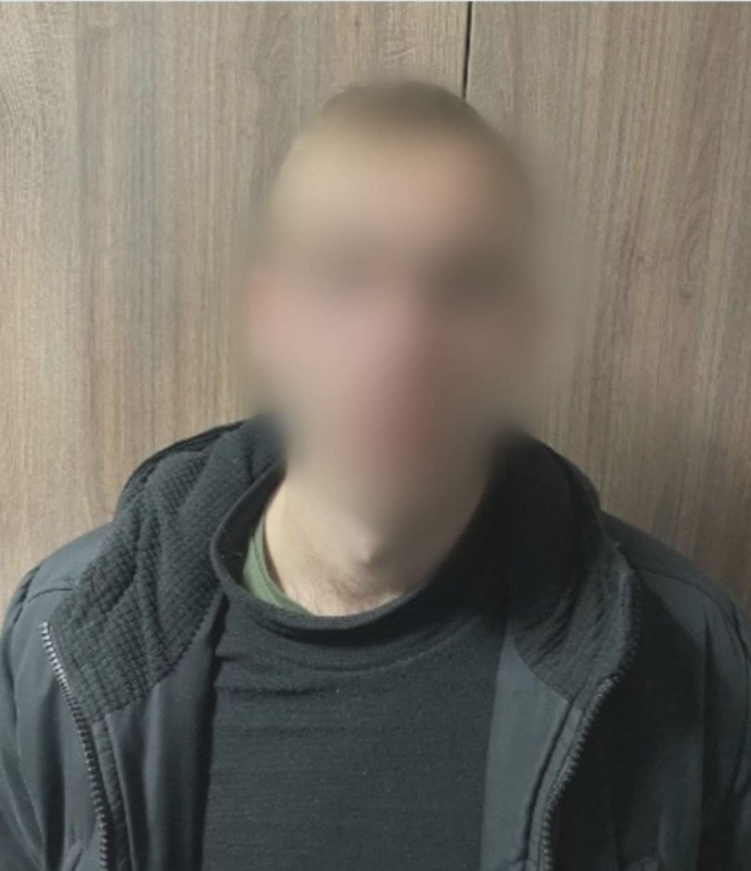 На Київщині чоловік за зауваження палицею розбив сусіду голову 1