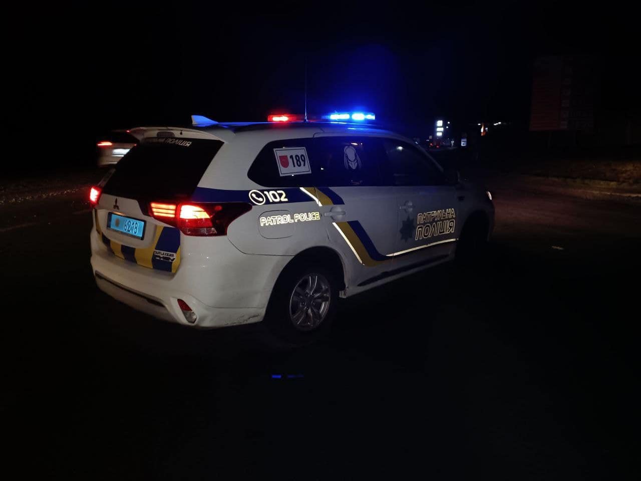 На трасі Київ-Одеса водій Nissan збив пішохода: чоловік помер до приїзду швидкої 1