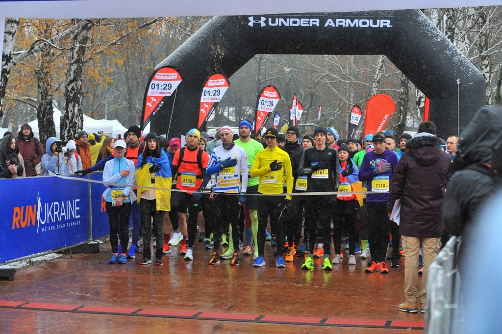 Об’єднані сміливістю: у Києві пройшов перший офлайн забіг, на якому збирали кошти на «Ловця шахедів» 4