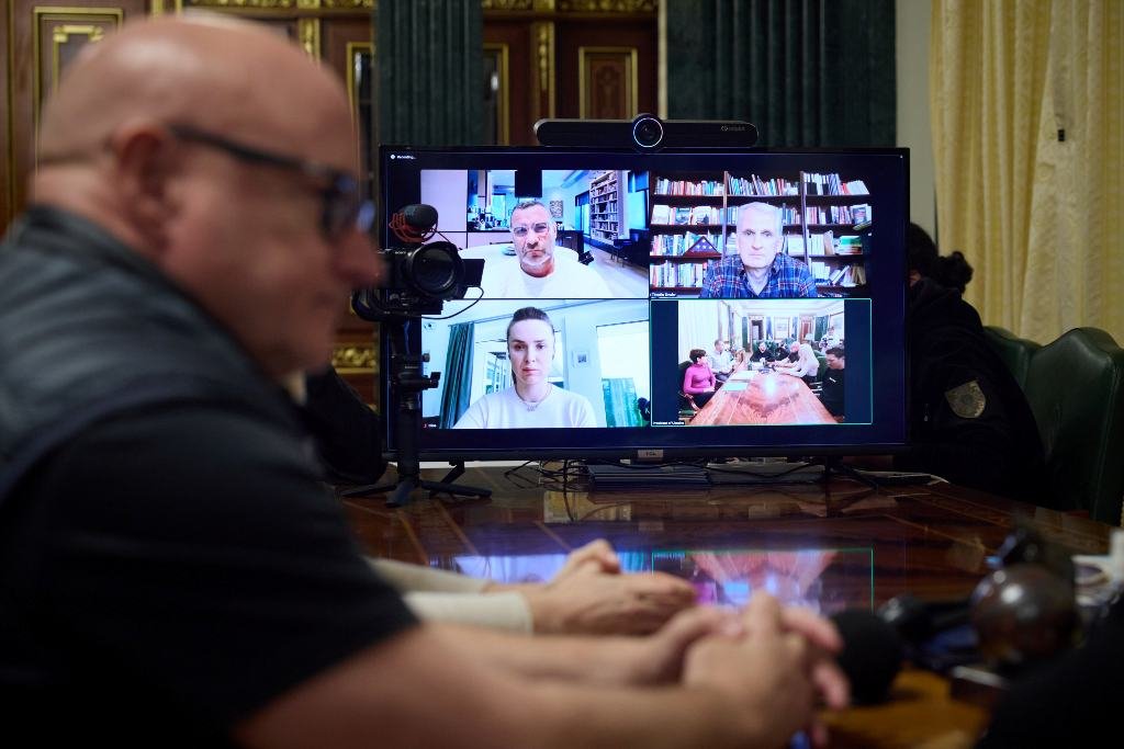 Амбасадори UNITED24 зустрілися з Президентом України і оголосили спільний збір на генератори 3