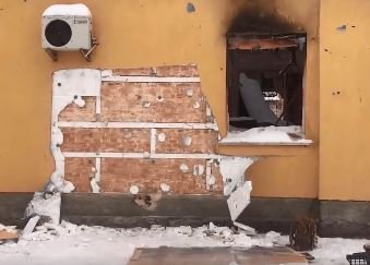 На Київщині зрізали зі стіни малюнок всесвітньовідомого художника Бенксі 2