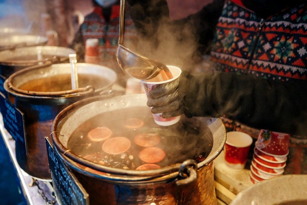 У Києві відкрилась «Зимова Країна на ВДНГ»: гід по цьогорічним локаціям та ціни 11