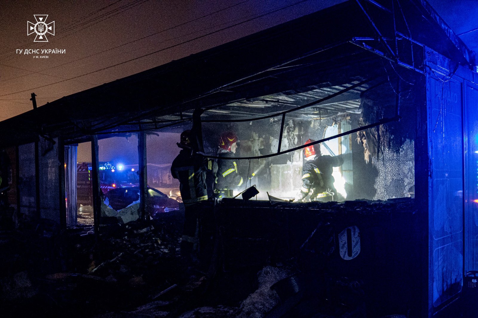 У Києві в кіоску вибухнув газовий балон: постраждали люди 7