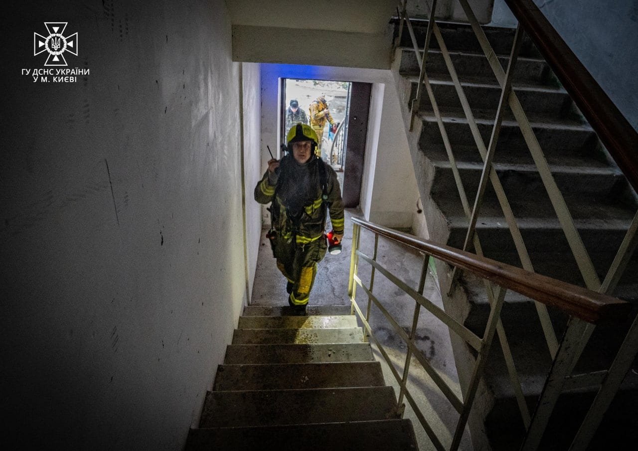 У Києві у Святошинському районі під час пожежі в багатоповерхівці загинула жінка 5