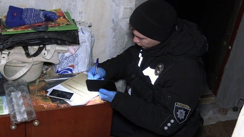 У Києві чоловік вбив власного сина ударом ножа у груди 1
