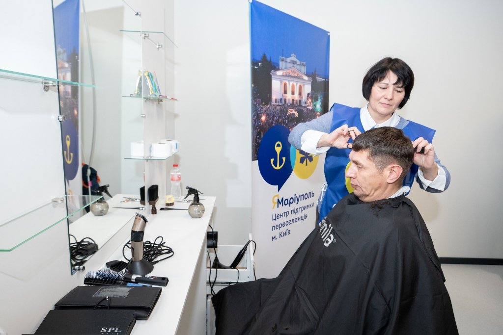 У Києві відкрили другий центр підтримки «ЯМаріуполь»: які послуги да допомогу надають 9