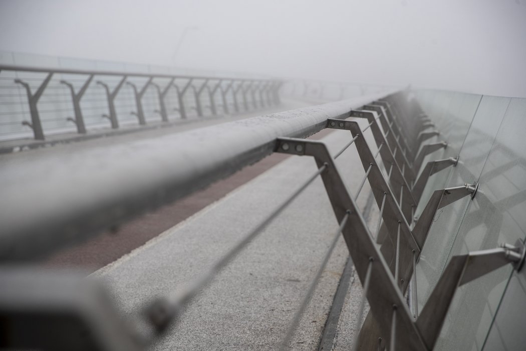 У Києві після ремонту відкрили Пішохідно-велосипедний міст: що замінили та як зараз виглядає 1