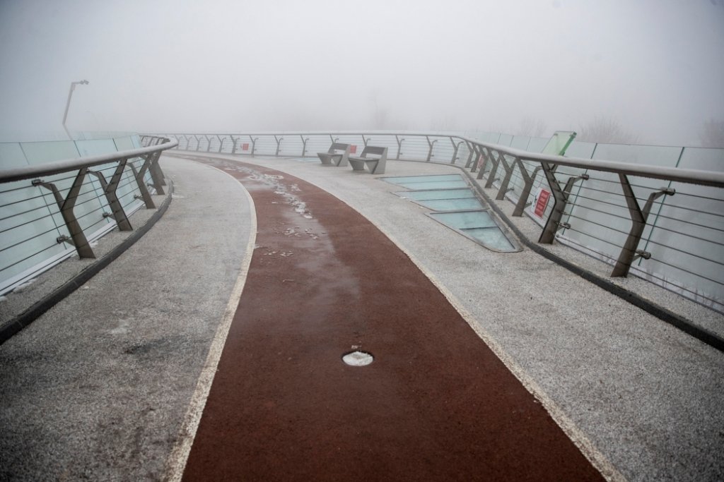 У Києві після ремонту відкрили Пішохідно-велосипедний міст: що замінили та як зараз виглядає 14