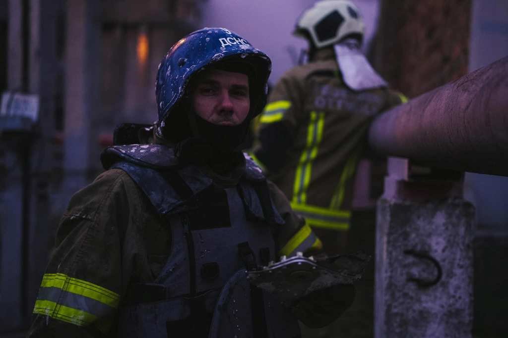 Київ атакували дрони-камікадзе: наслідкі та фото з місця падіння уламків шахедів 6