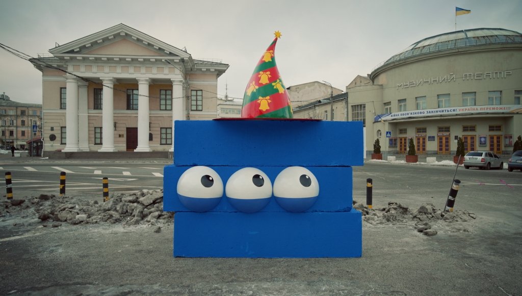 У Києві розмалювали бетон від колишніх блокпостів: хто, навіщо і де побачити 4