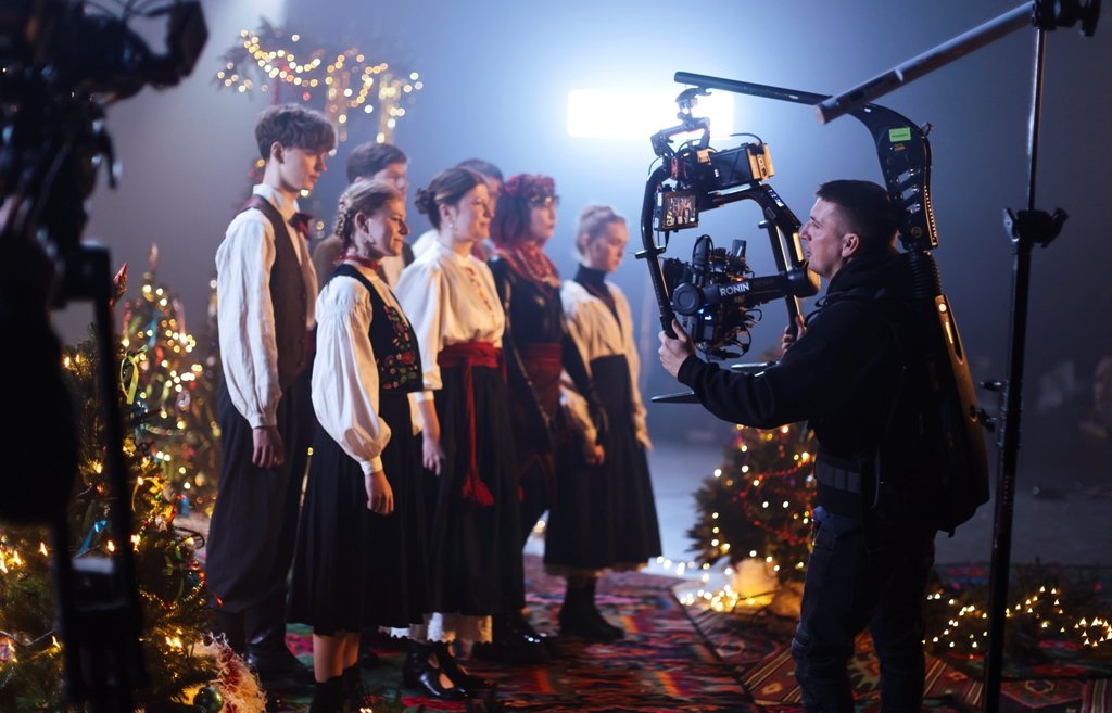 У Києві на Кудрявці зняли музичний фільм про українське Різдво: де почути автентичні колядки та нове звучання 1