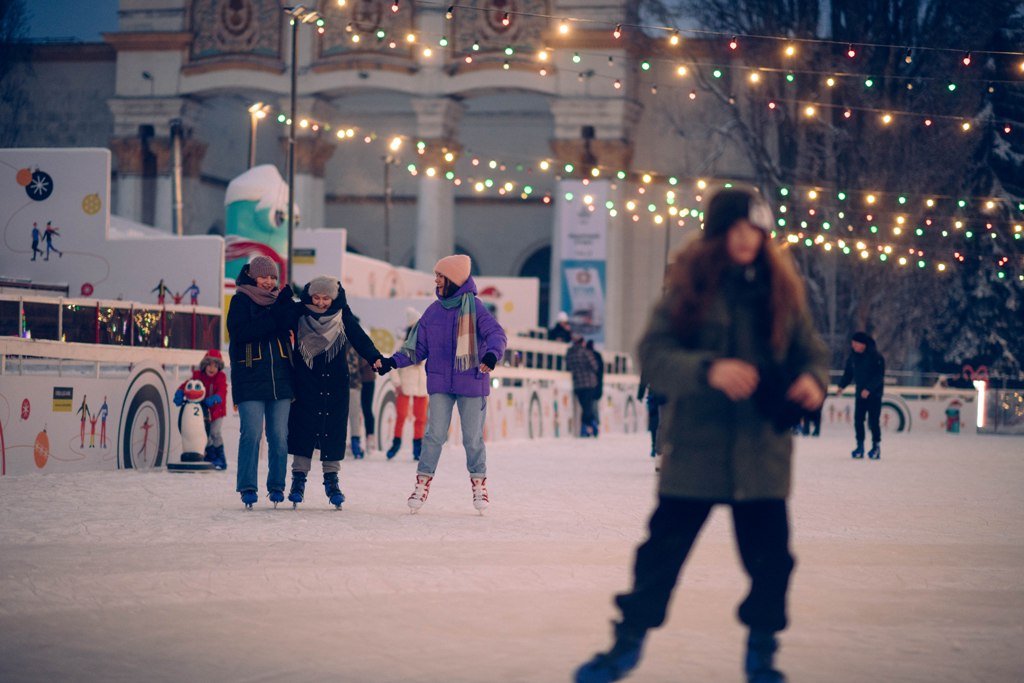 Куди піти у Києві: як працює "Зимова країна на ВДНГ" на новорічні свята 6