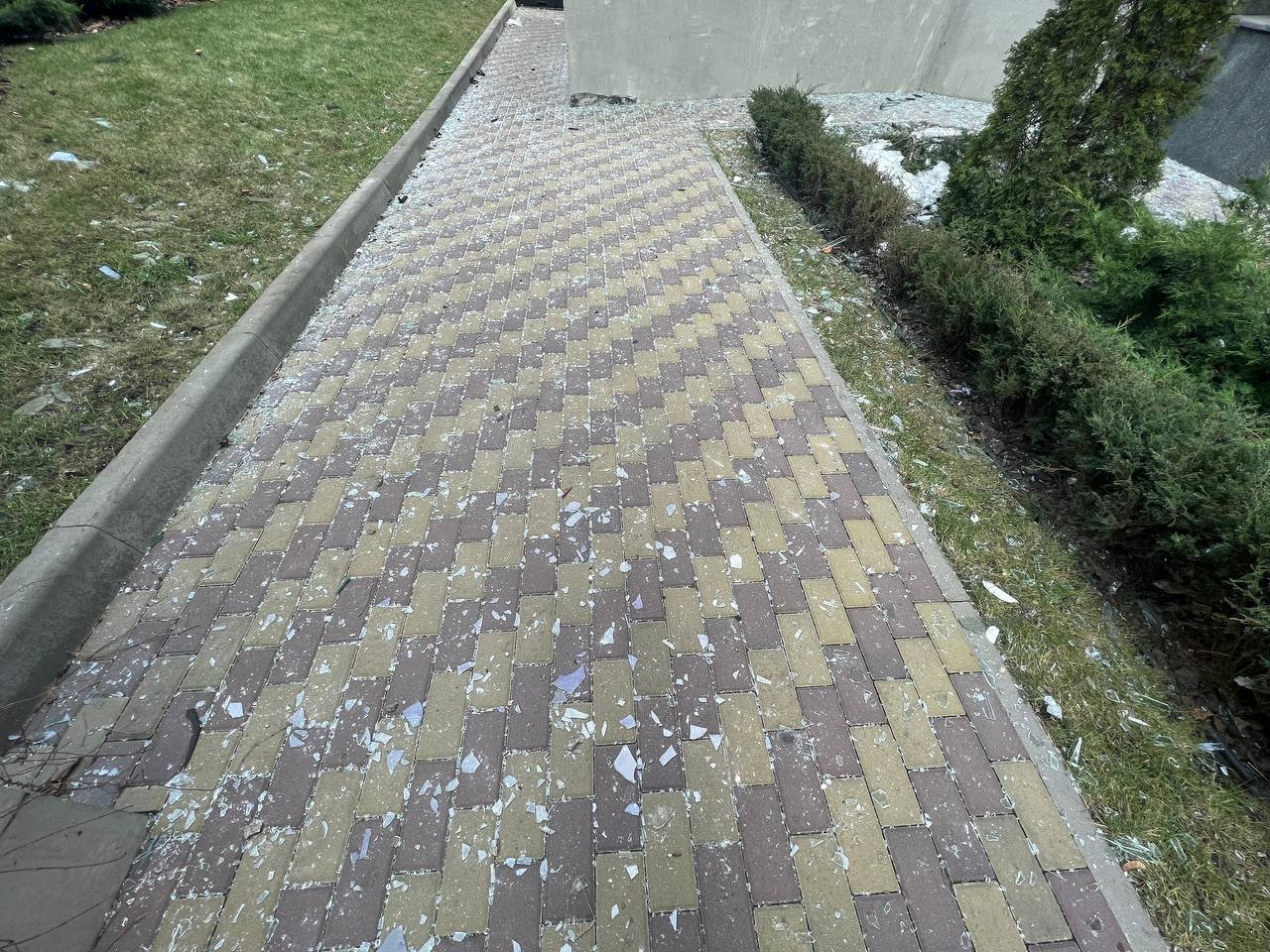 Атака дронами на Київ 30 грудня: як зараз виглядає пошкоджена багатоповерхівка в Голосіївському районі 14