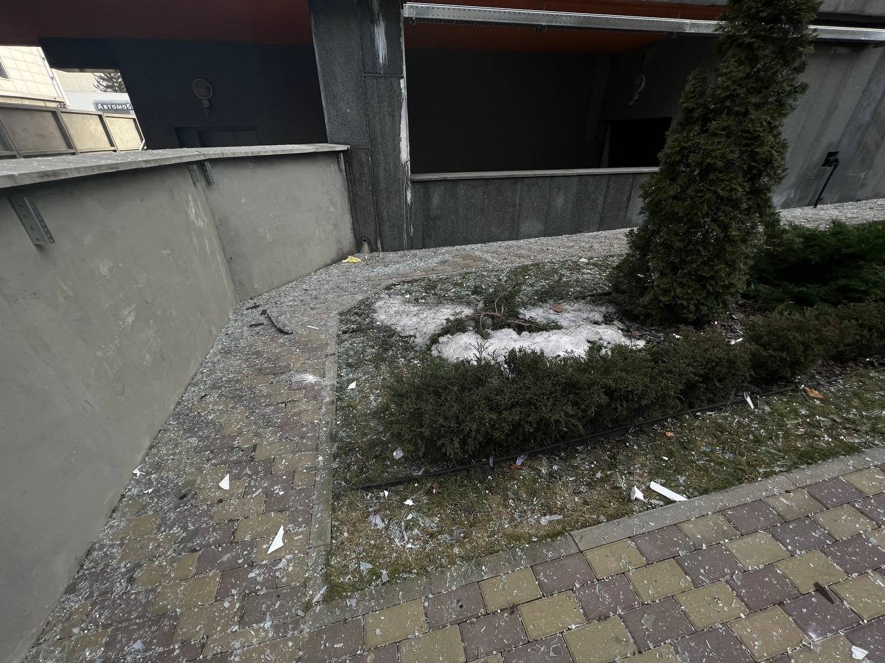 Атака дронами на Київ 30 грудня: як зараз виглядає пошкоджена багатоповерхівка в Голосіївському районі 15