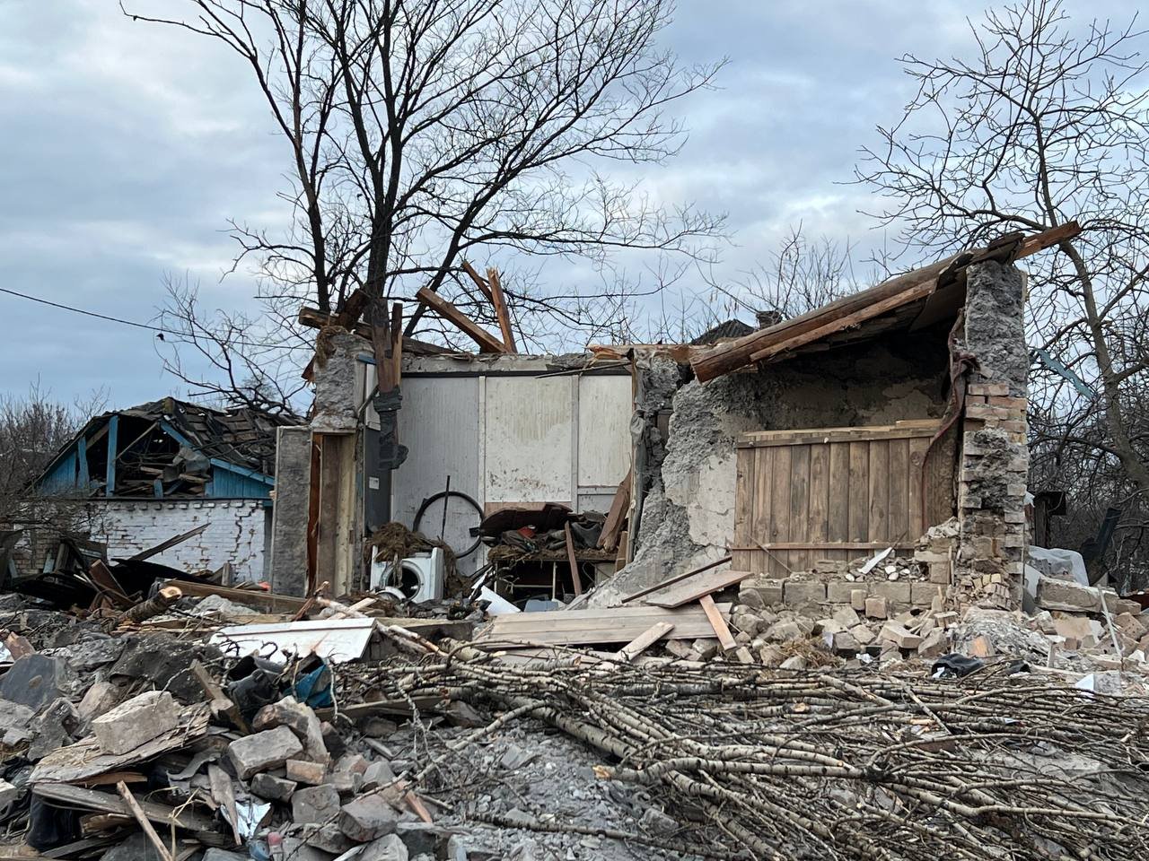 Як зараз виглядають зруйновані будинки у Бортничах: історії місцевих жителів 5