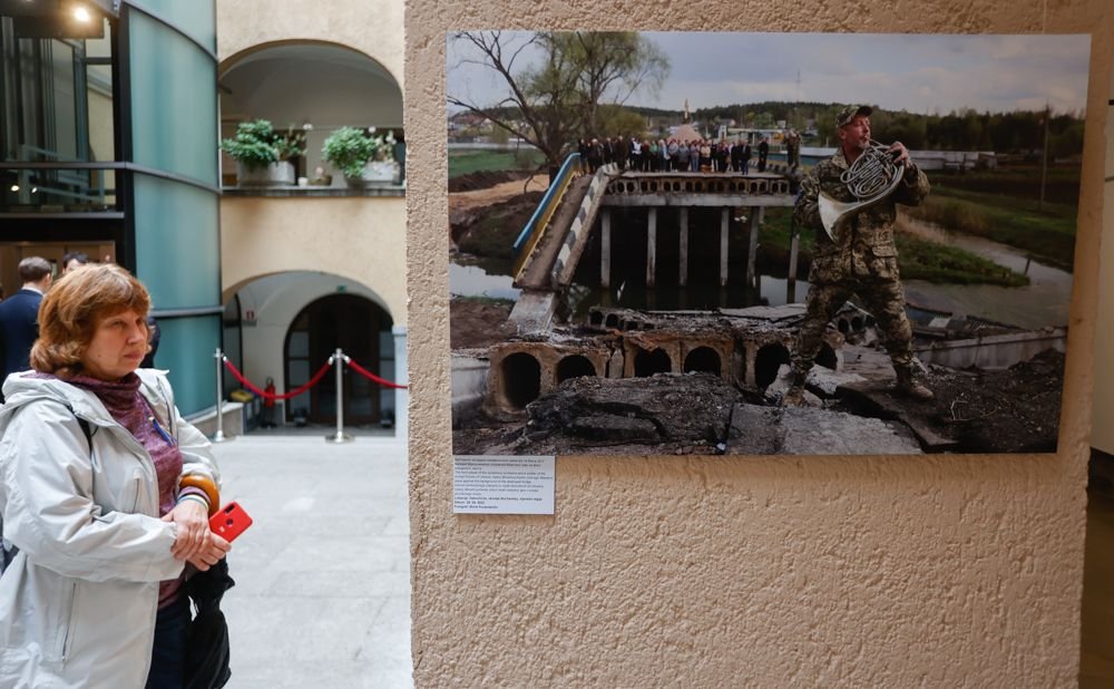 У Києві на вокзалі відкриють фотовиставку «Київ – незламне серце Європи», яка мандрувала світом 1