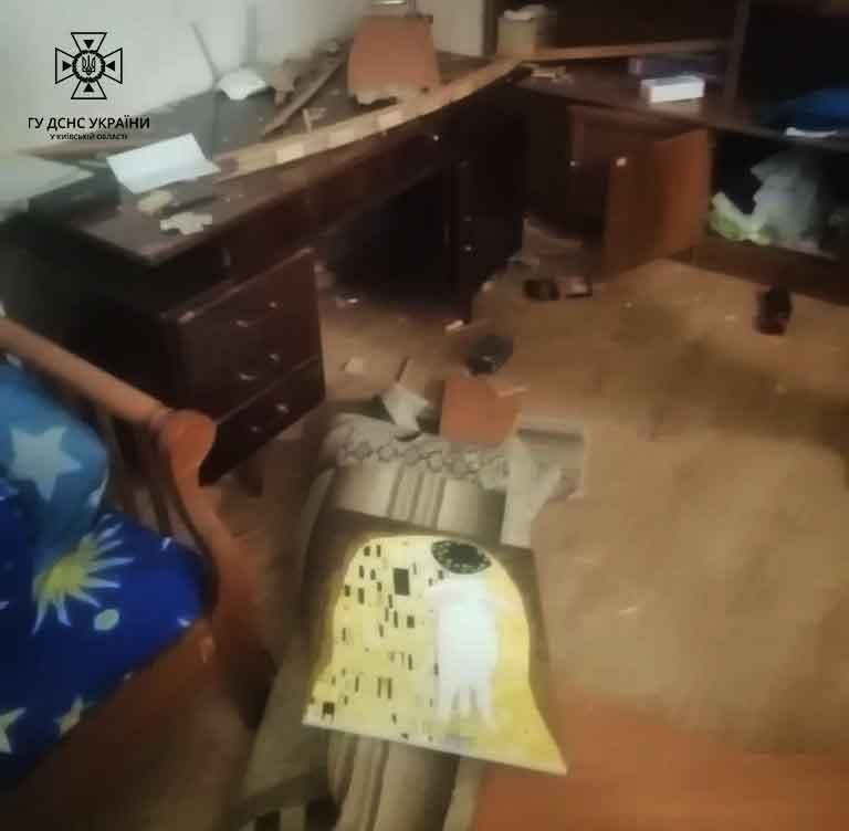 На Київщині в квартирі вибухнула туристична газова плита 1