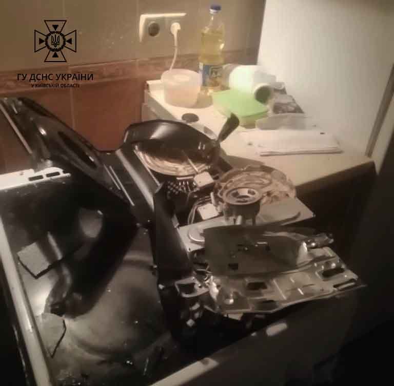 На Київщині в квартирі вибухнула туристична газова плита 2