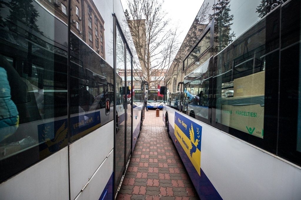 Київ отримав ще 10 міських автобусів від Риги як допомогу 1