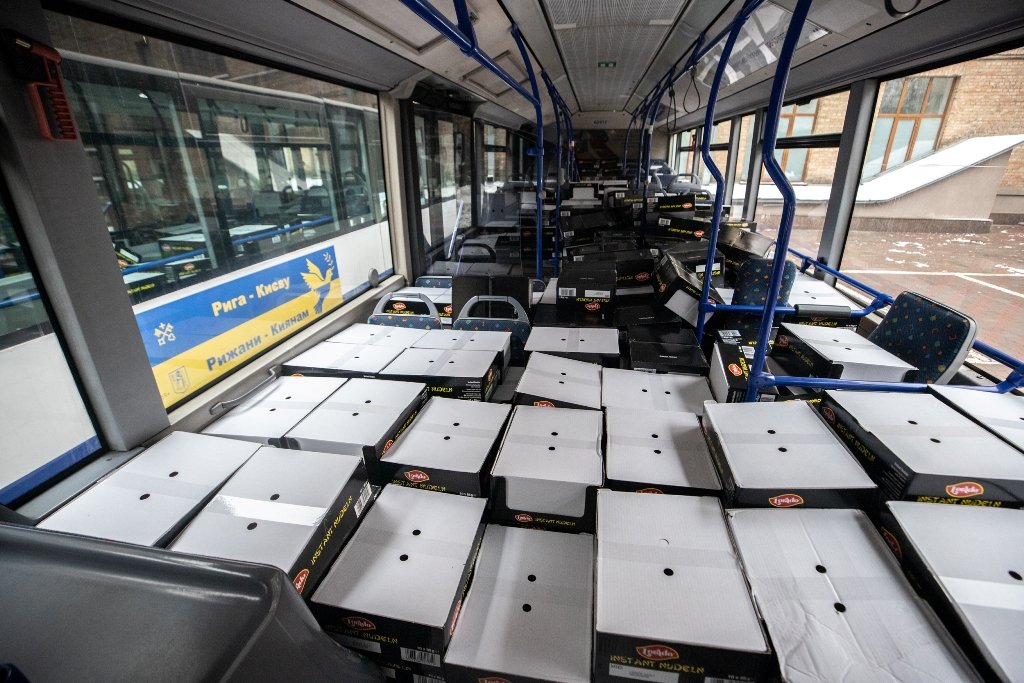 Київ отримав ще 10 міських автобусів від Риги як допомогу 5