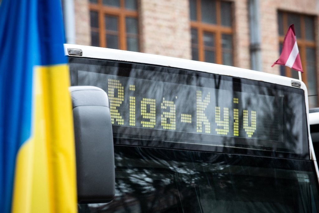 Київ отримав ще 10 міських автобусів від Риги як допомогу 6