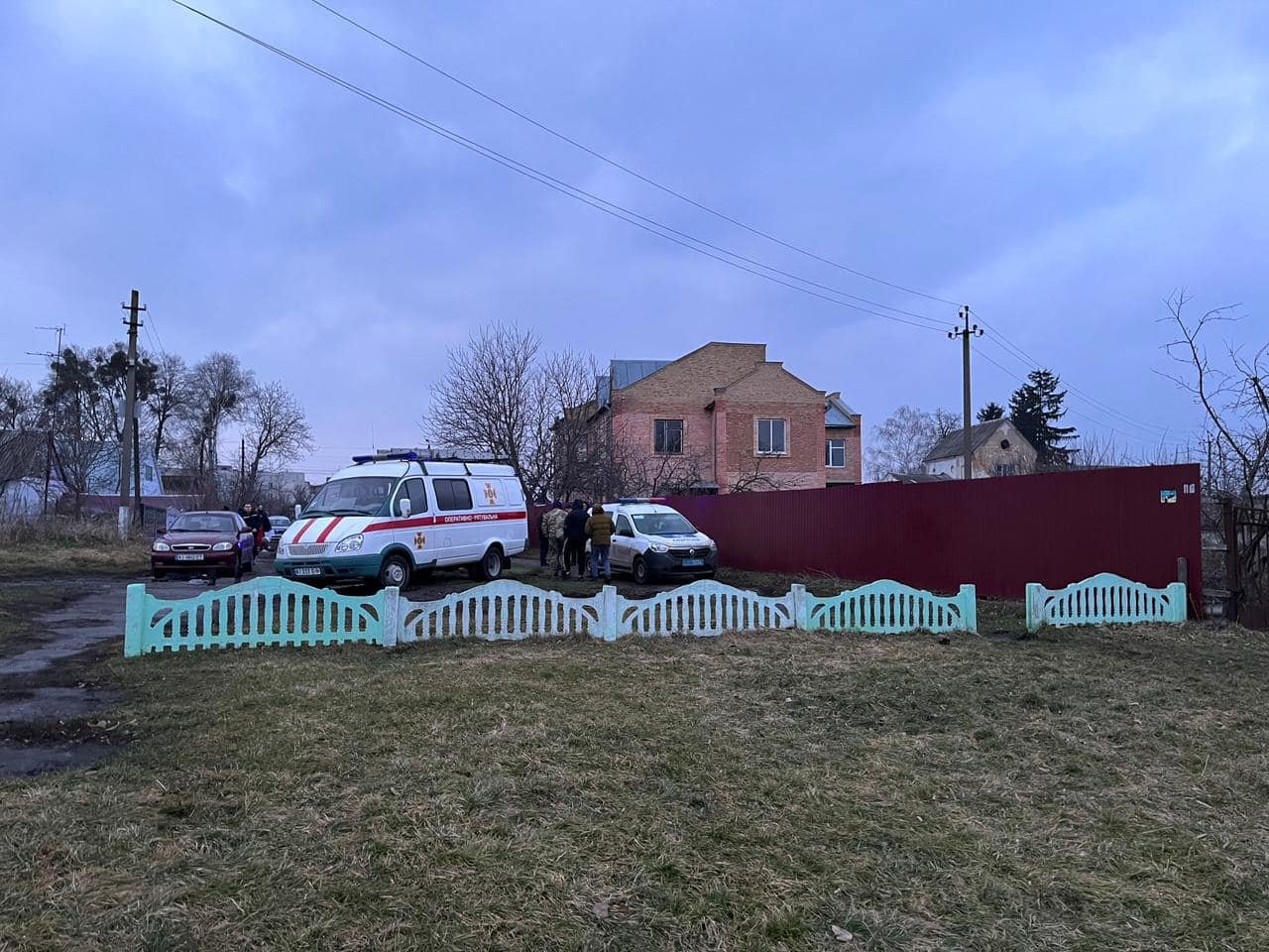 На Київщині четверо дітей провалились під кригу: врятували лише двох 5