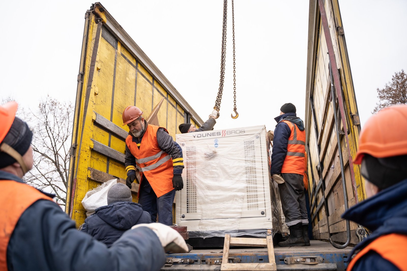 Києві надали ще 26 генераторів, які будуть забезпечувати місто чистою водою навіть у разі перебоїв електропостачання 3