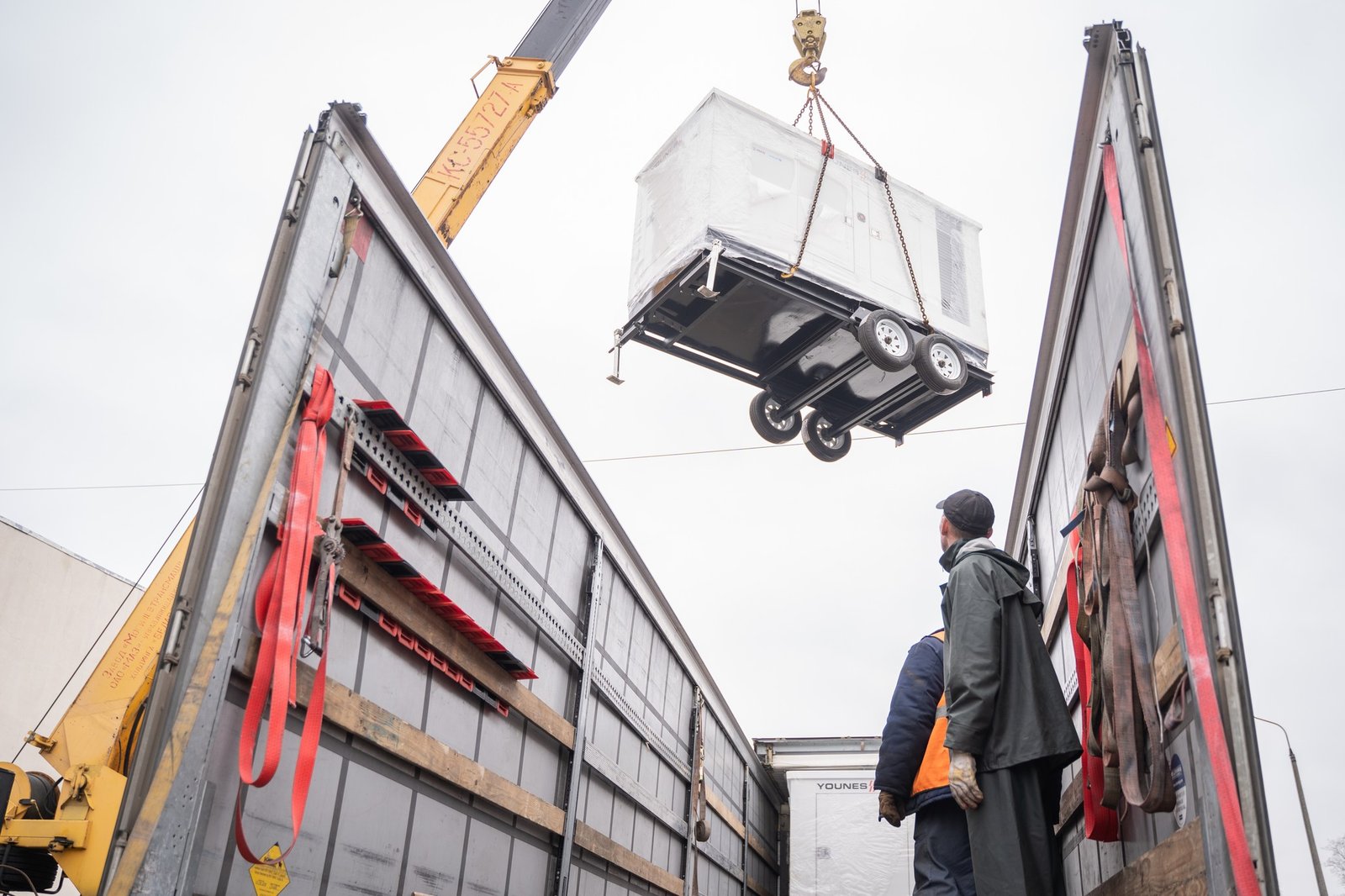 Києві надали ще 26 генераторів, які будуть забезпечувати місто чистою водою навіть у разі перебоїв електропостачання 4