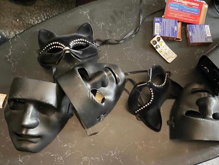 Знущання та ґвалтування дівчат: організаторам п’яних вечірок у Києві оголосили про підозру 6