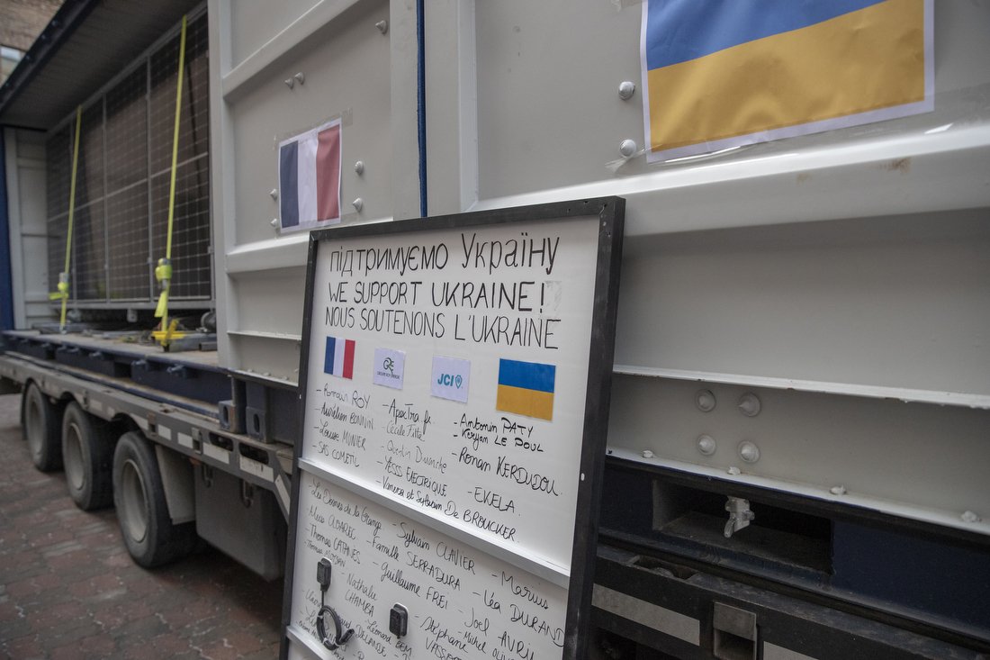 Києву передали дві унікальних сонячних електростанції: хто і де їх встановлять 5