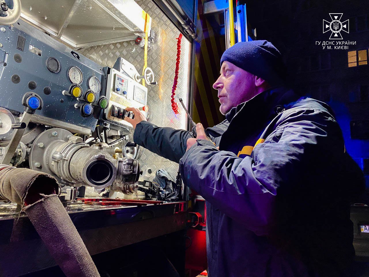 У Києві під час пожежі у квартирі загинув чоловік 6