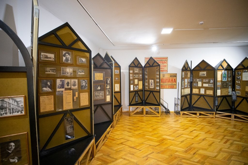 Куди піти у Києві: як працює Музей театрального, музичного та кіномистецтва України, якому виповнилося 100 років 4