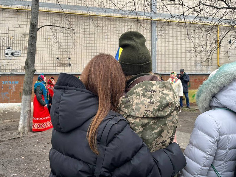 У Києві вшанували пам'ять загиблого на війні журналіста Олександра Махова 2